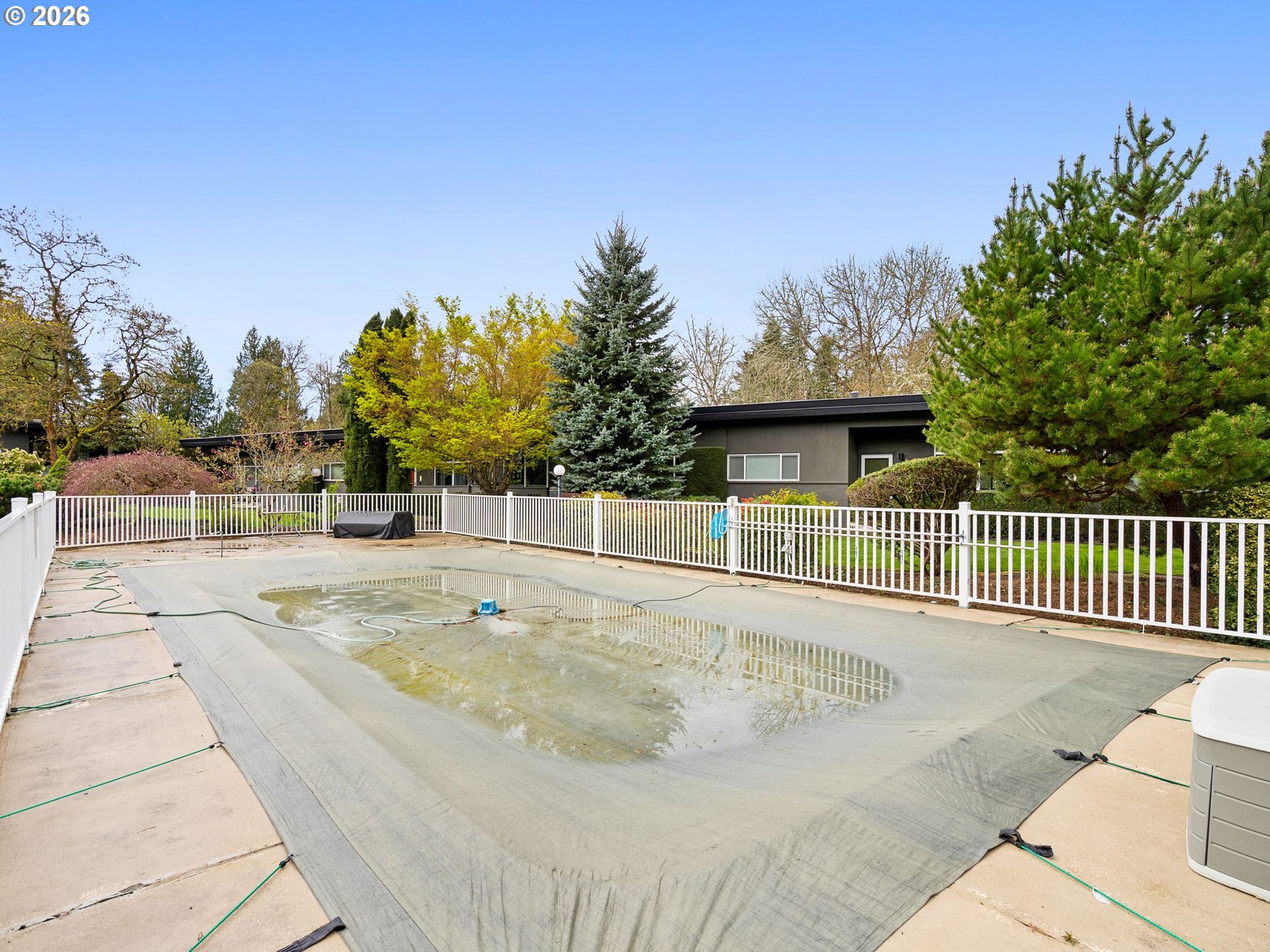 5225 Southwest Oleson Road, Unit 15 Portland, OR 97225 - Photo 5 of 38