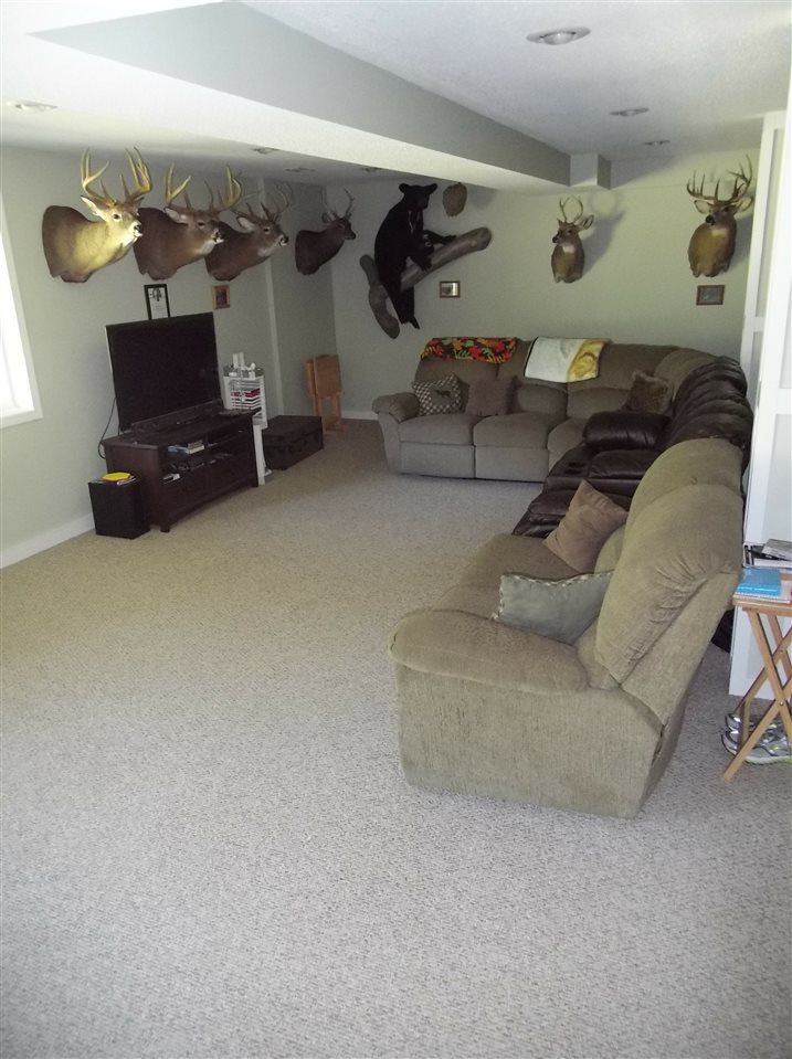 4182 North Sullivan Road Leesburg, IN 46538 - Photo 22 of 33 Gallery Image 22