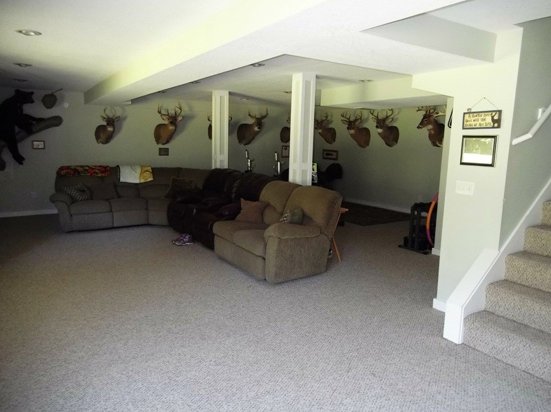 4182 North Sullivan Road Leesburg, IN 46538 - Photo 29 of 33 Gallery Image 29