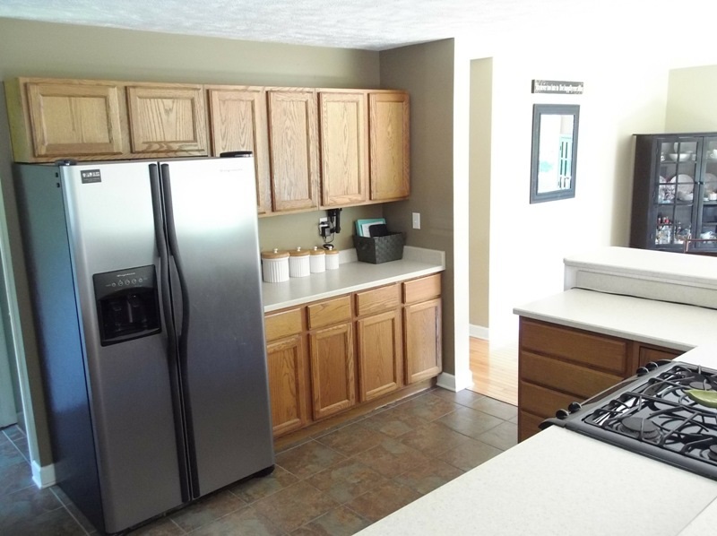 4182 North Sullivan Road Leesburg, IN 46538 - Photo 8 of 33 Gallery Image 8