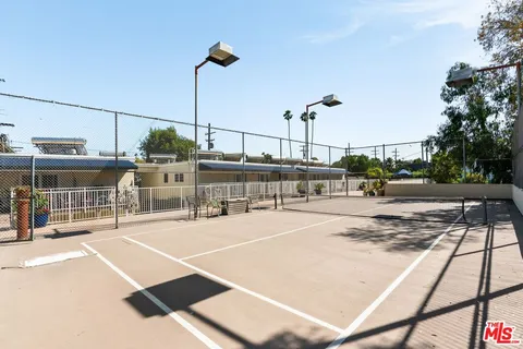 a view of a tennis court