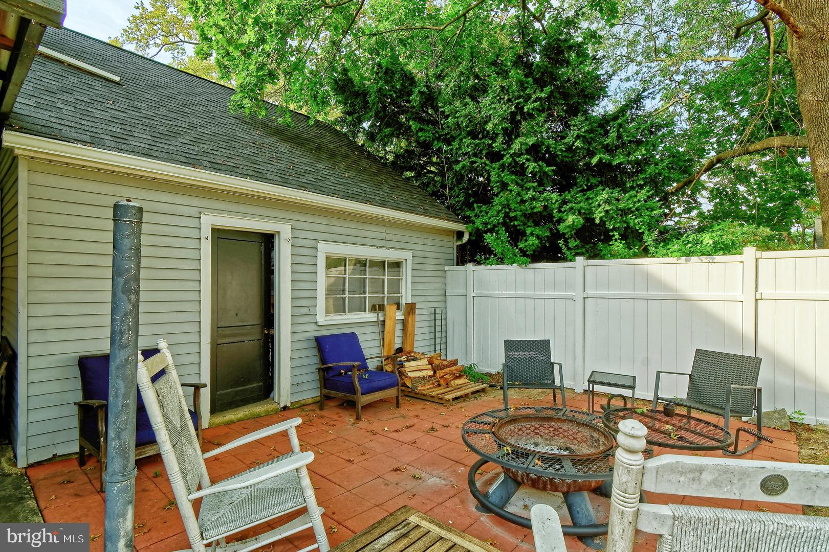 415 Lake Avenue Pitman, NJ 08071 - Photo 23 of 26 Brick tile, fire pit area