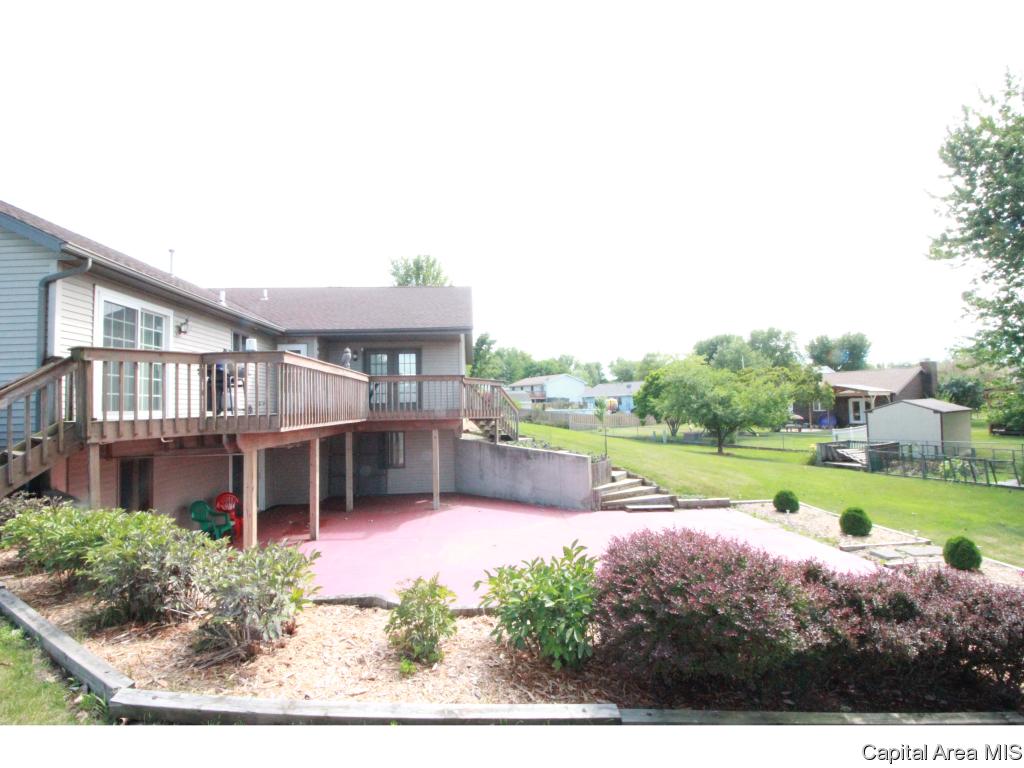 505 Ridgeview Road Sherman, IL 62684 - Photo 19 of 21 Gallery Image 19