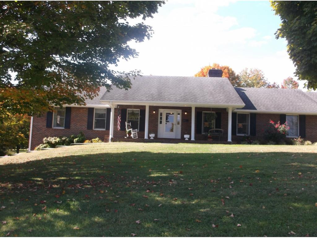1917 Sundale Road Johnson City, TN 37604 - Photo 1 of 36 Photo 1
