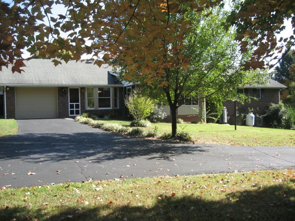 1917 Sundale Road Johnson City, TN 37604 - Photo 36 of 36 Photo 36