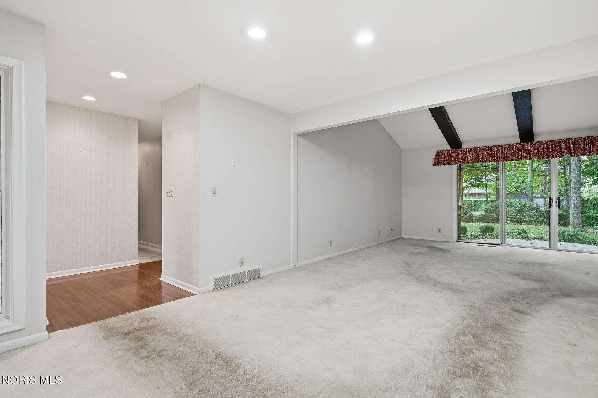 615 Sutton Place Findlay, OH 45840 - Photo 17 of 39 Gallery Image 17