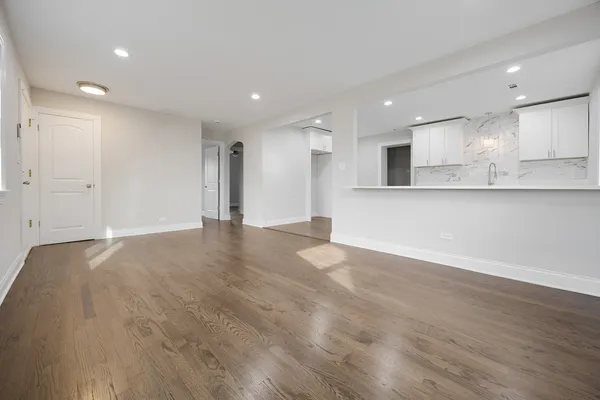 $204,900 | 16145 Honore Avenue, Markham, IL 60428