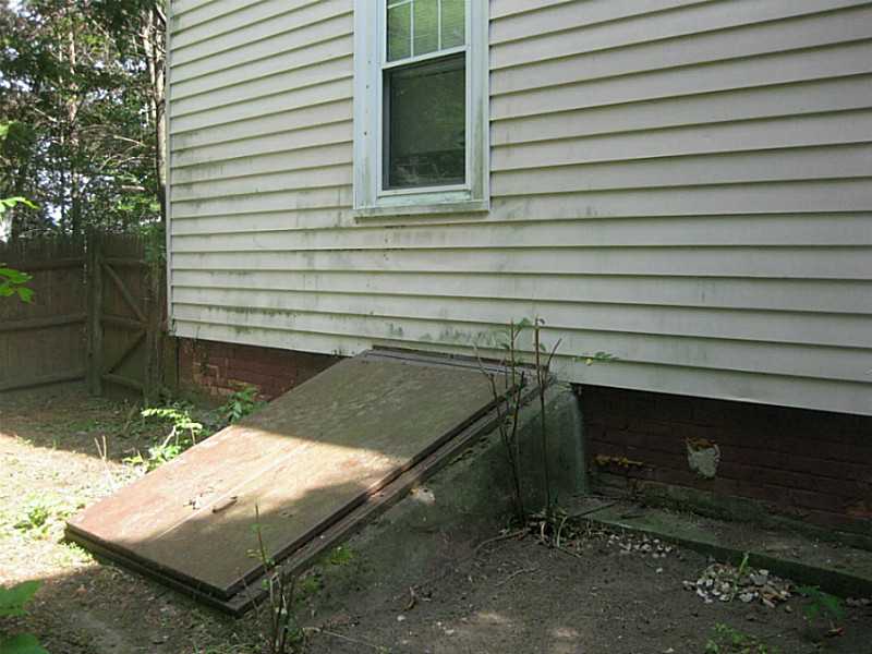 665 Fairmount Street Woonsocket, RI 02895 - Photo 19 of 25 Exterior Back.