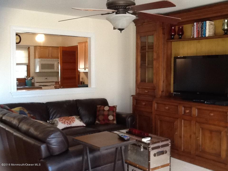 1606 Beaver Dam Road Point Pleasant, NJ 08742 - Photo 2 of 12 image