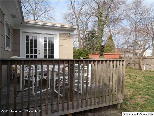1606 Beaver Dam Road Point Pleasant, NJ 08742 - Photo 5 of 12 image