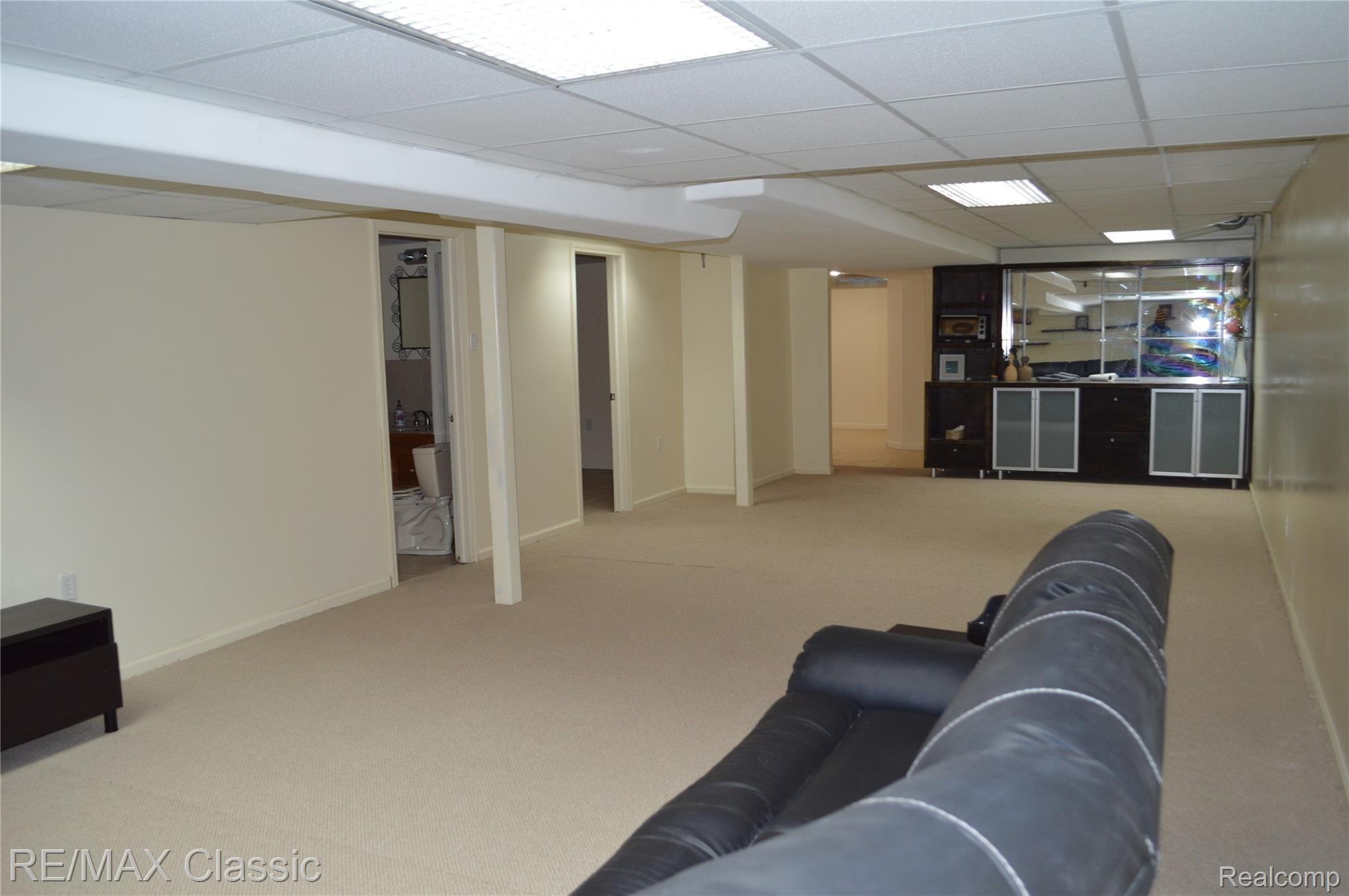 44668 Danbury Road Canton, MI 48188 - Photo 34 of 40 Danbury16c.JPG