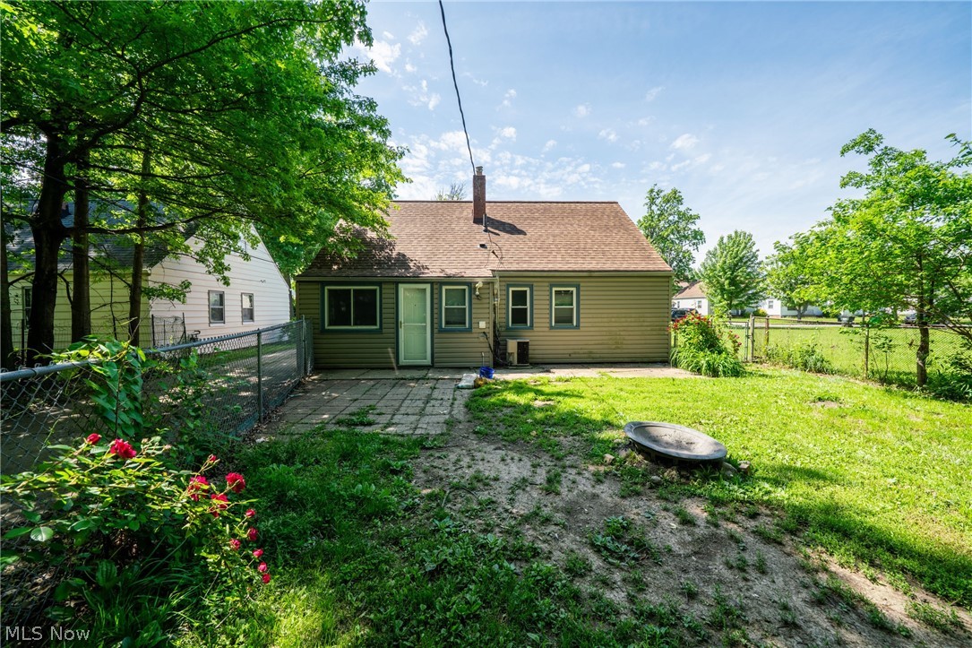 23861 Colbourne Road Euclid, OH 44123 - Photo 25 of 26
