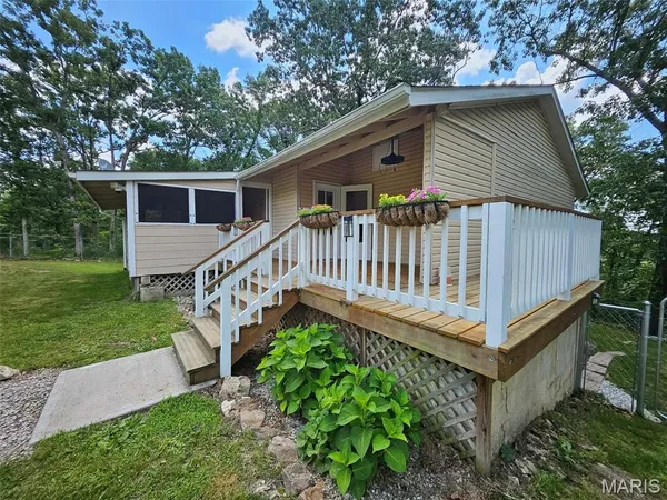 $225,000 | 13800 Holly Lane, Dixon, MO 65459