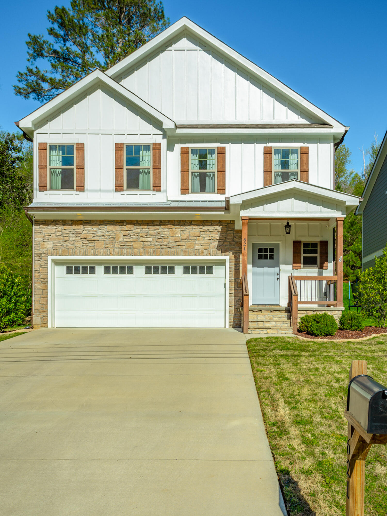 621 Lullwater Rd. HD-61