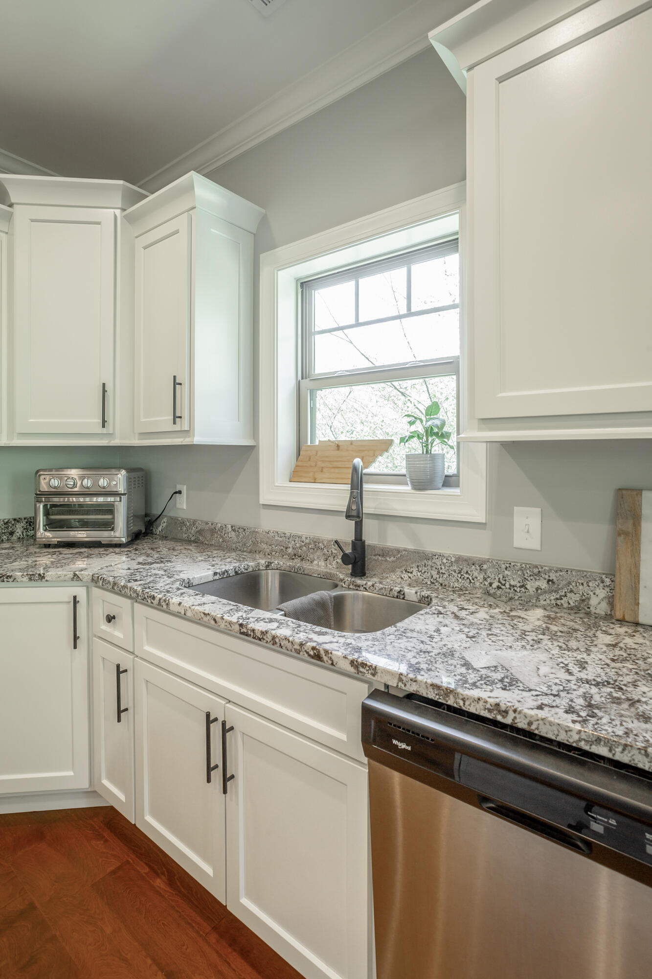 621 Lullwater Road Chattanooga, TN 37405 - Photo 13 of 44 621 Lullwater Rd. HD-42
