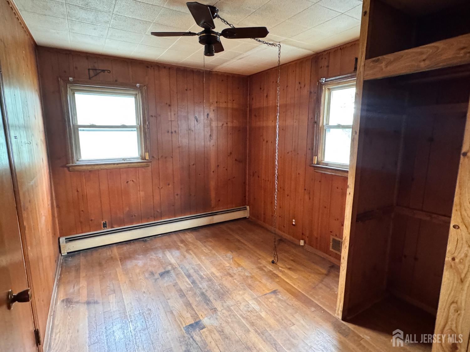 554 Ridgeway Avenue Sayreville, NJ 08879 - Photo 10 of 42
