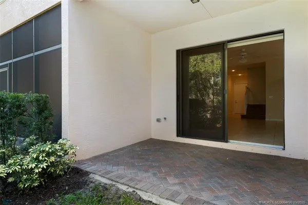 $400,000 | 6695 Southeast Woodmill Pond Lane, Stuart, FL 34997
