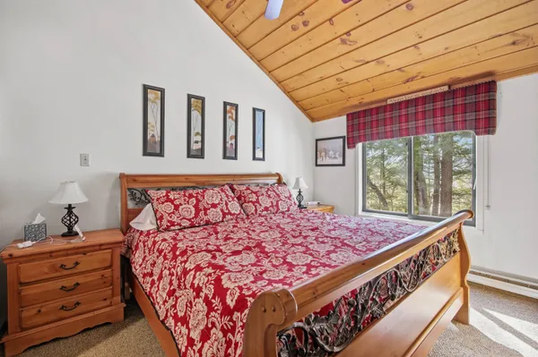 $697,500 | 11 Haas Drive, Unit 1 & 2, Lincoln, NH 03251