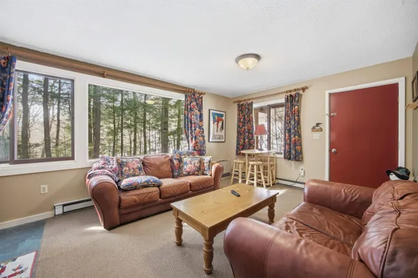 $697,500 | 11 Haas Drive, Unit 1 & 2, Lincoln, NH 03251