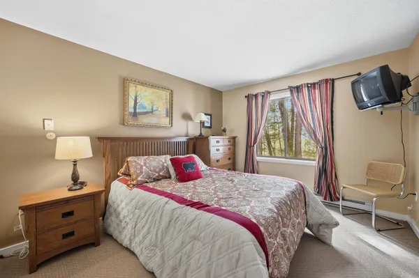 $697,500 | 11 Haas Drive, Unit 1 & 2, Lincoln, NH 03251