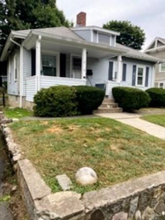 9 Hill Top Road Wellesley, MA 02482 - Photo 3 of 4