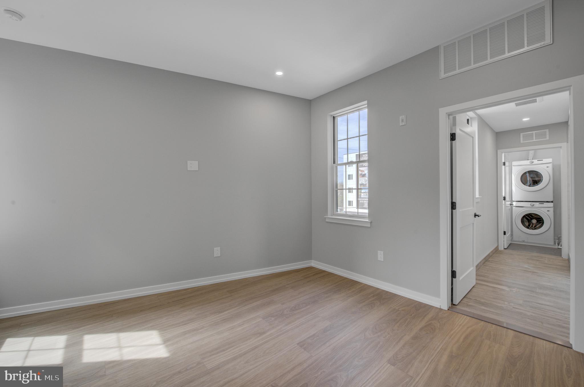 2445 Innovator Way, Unit 3C Philadelphia, PA 19146 - Photo 4 of 12