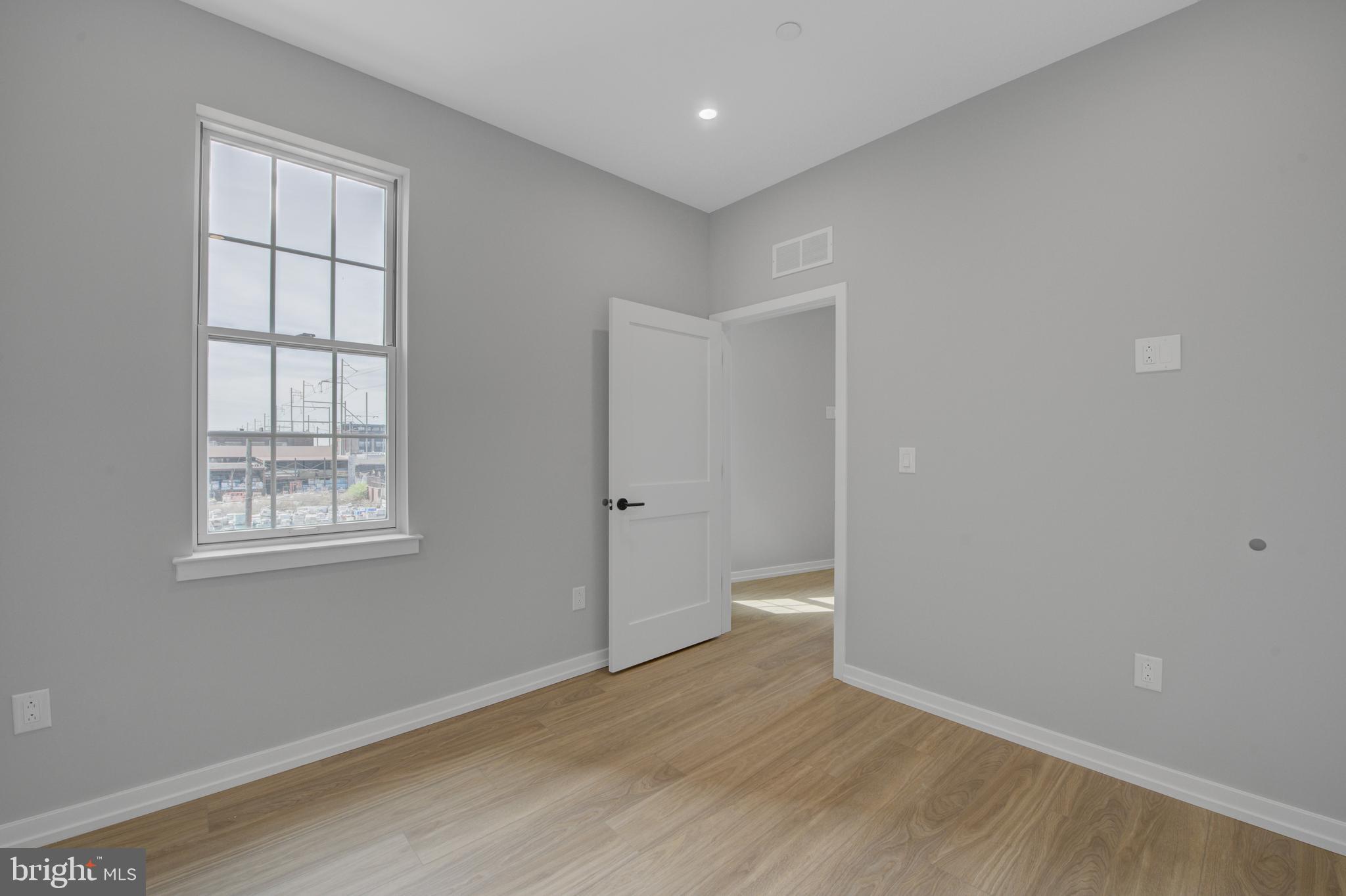 2445 Innovator Way, Unit 3C Philadelphia, PA 19146 - Photo 9 of 12