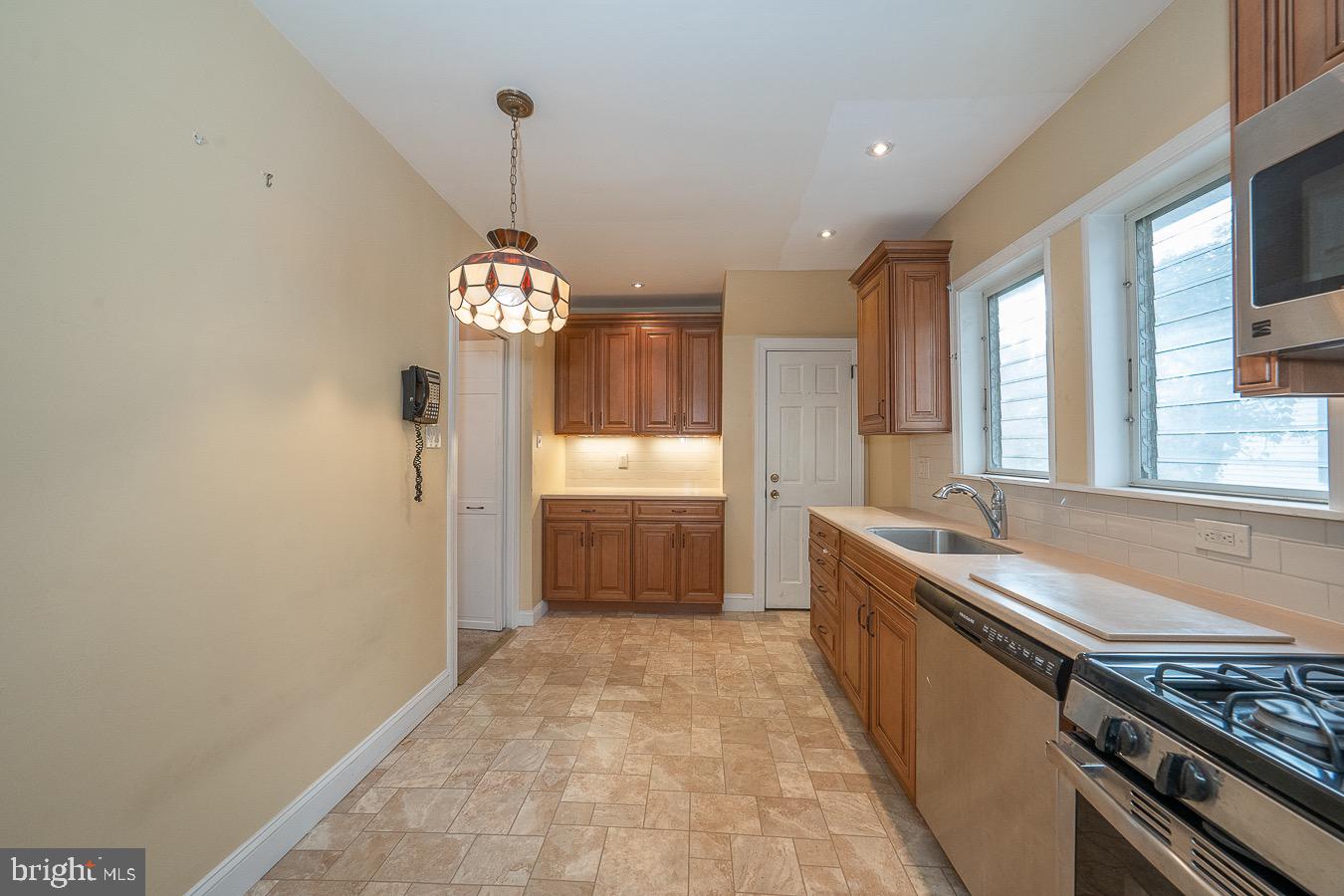 114 Harvard Road Havertown, PA 19083 - Photo 13 of 45