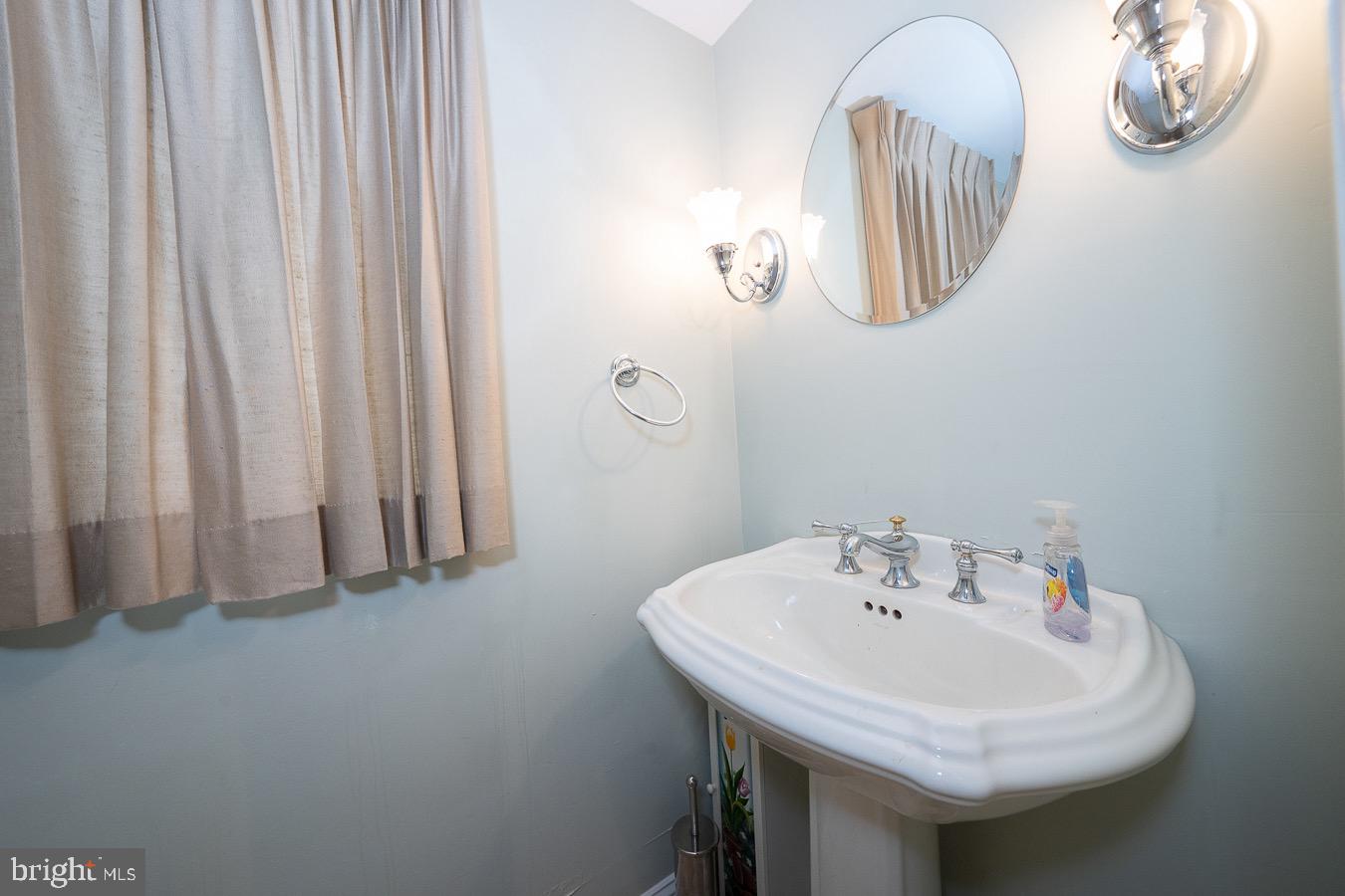 114 Harvard Road Havertown, PA 19083 - Photo 19 of 45