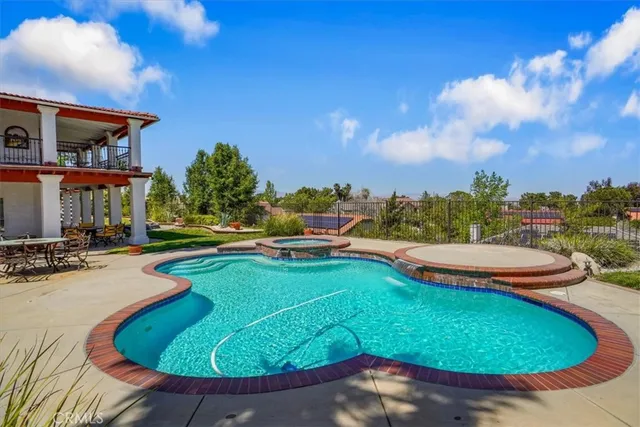 $869,900 | 41904 Tucson Court, Palmdale, CA 93551