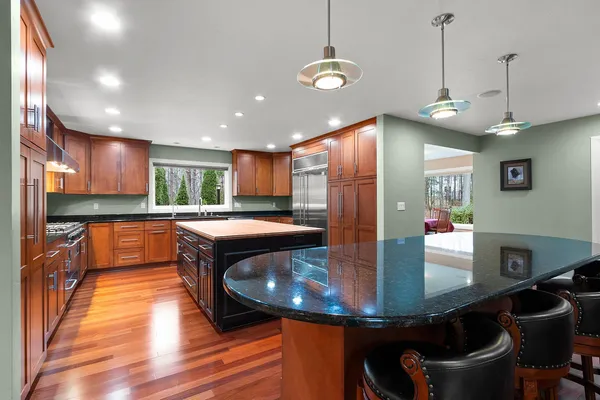 $824,900 | 1789 Maidstone Circle, Green Bay, WI 54313
