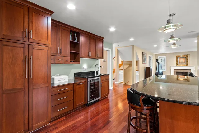 $824,900 | 1789 Maidstone Circle, Green Bay, WI 54313