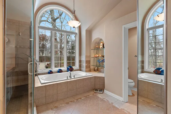 $824,900 | 1789 Maidstone Circle, Green Bay, WI 54313