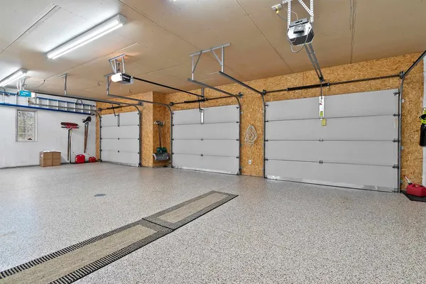 $824,900 | 1789 Maidstone Circle, Green Bay, WI 54313