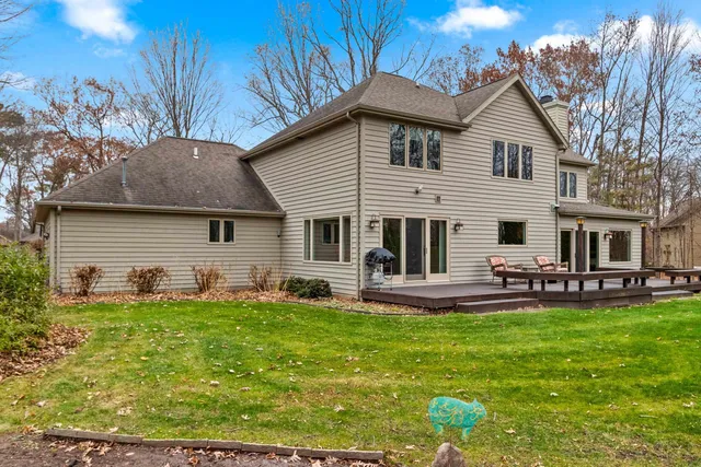 $824,900 | 1789 Maidstone Circle, Green Bay, WI 54313