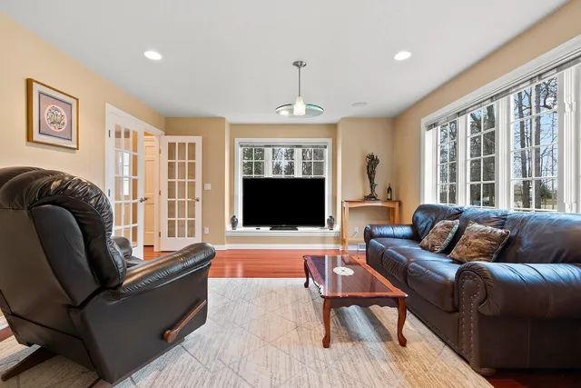 $824,900 | 1789 Maidstone Circle, Green Bay, WI 54313