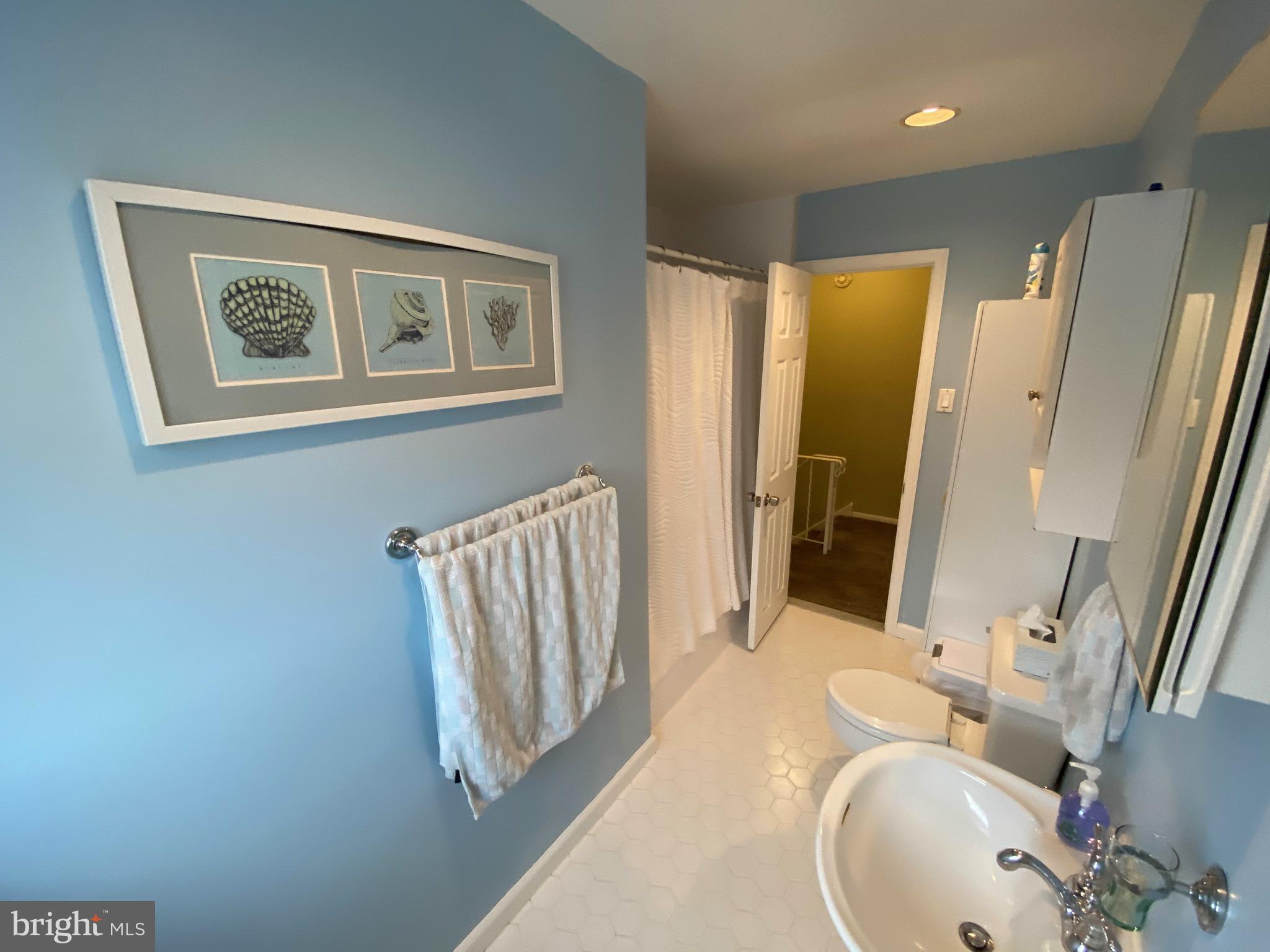 3560 Dows Road Philadelphia, PA 19154 - Photo 15 of 24 Gallery Image 15