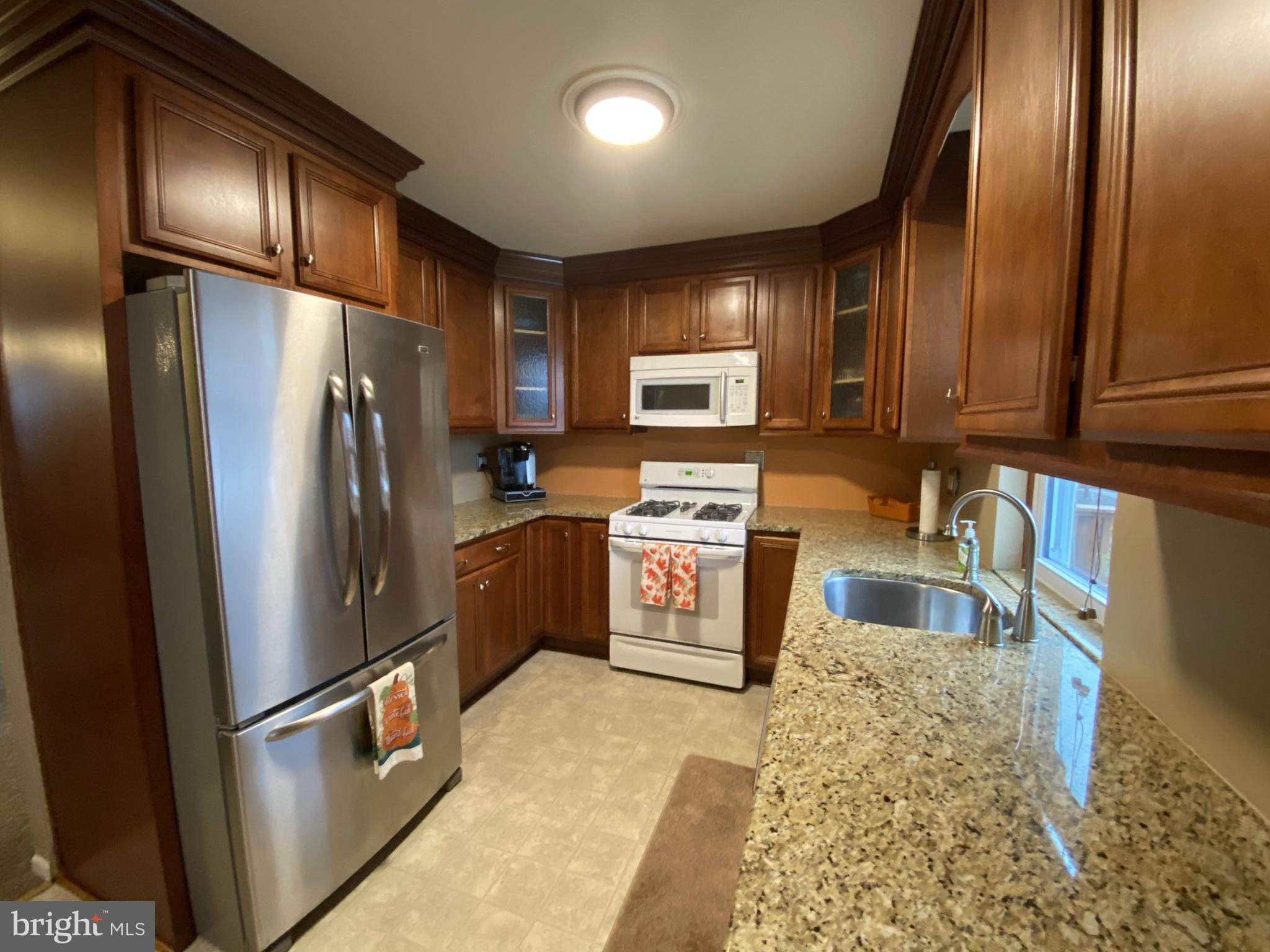 3560 Dows Road Philadelphia, PA 19154 - Photo 5 of 24 Gallery Image 5