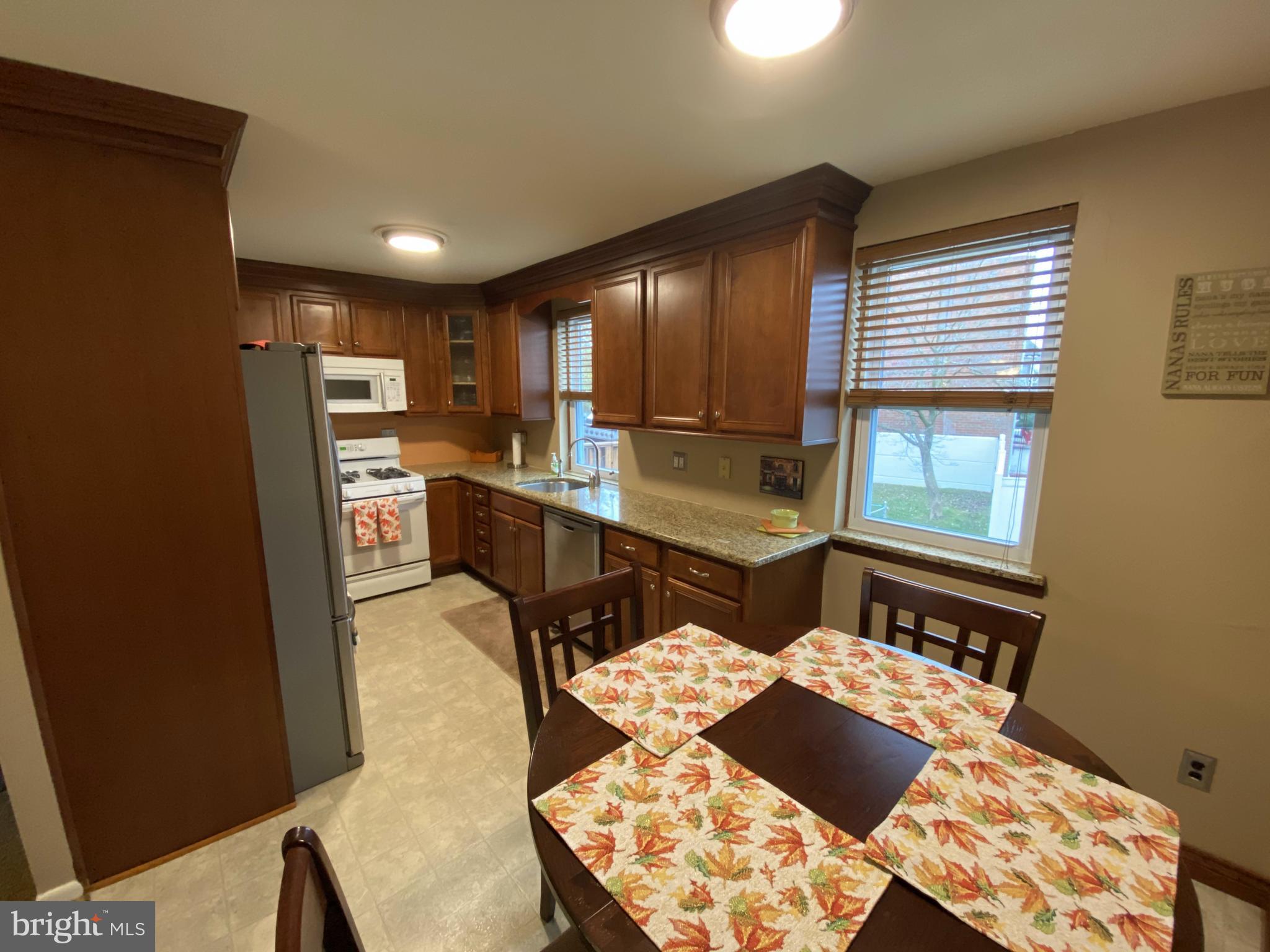 3560 Dows Road Philadelphia, PA 19154 - Photo 6 of 24 Gallery Image 6