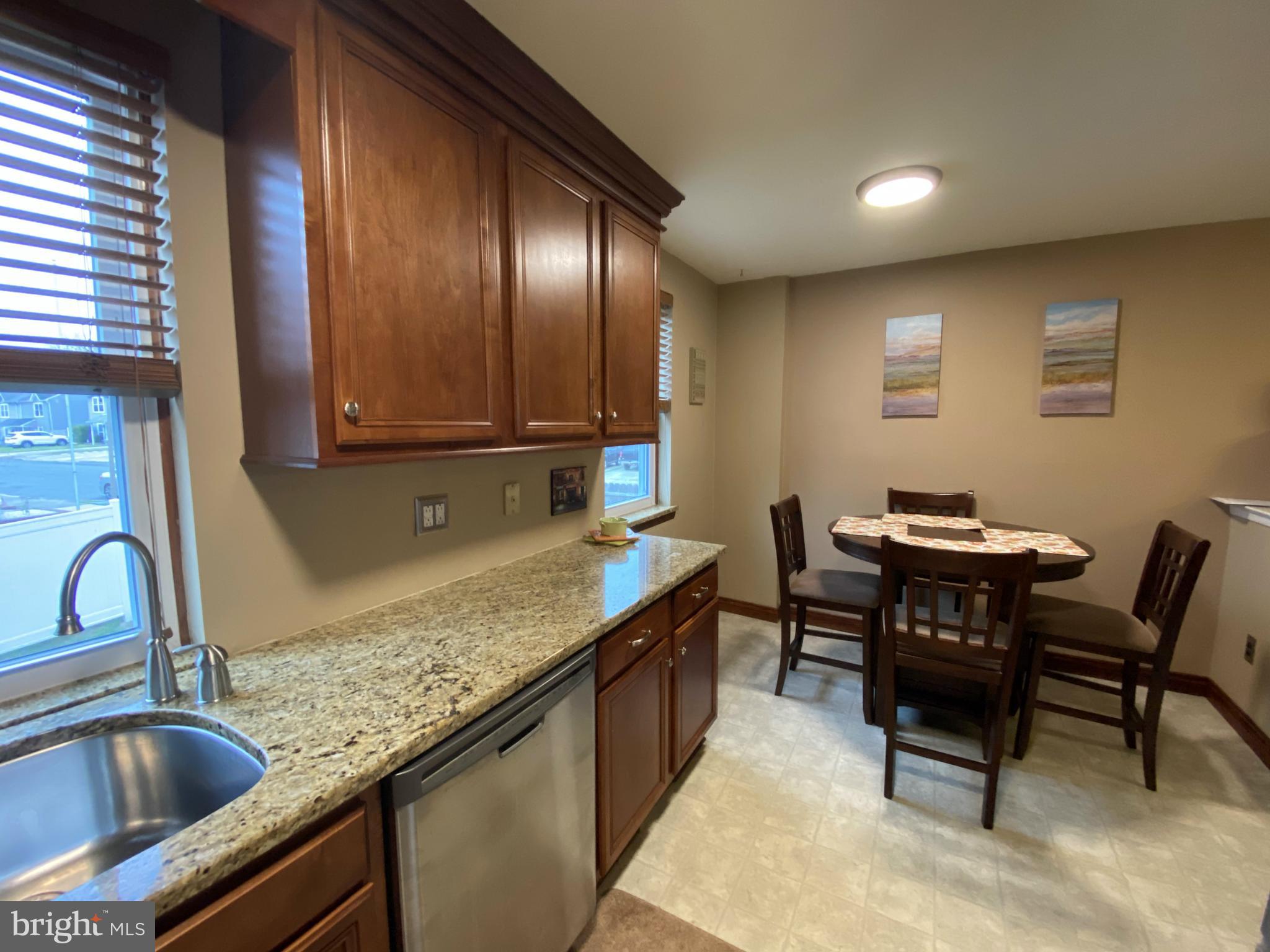 3560 Dows Road Philadelphia, PA 19154 - Photo 8 of 24 Gallery Image 8