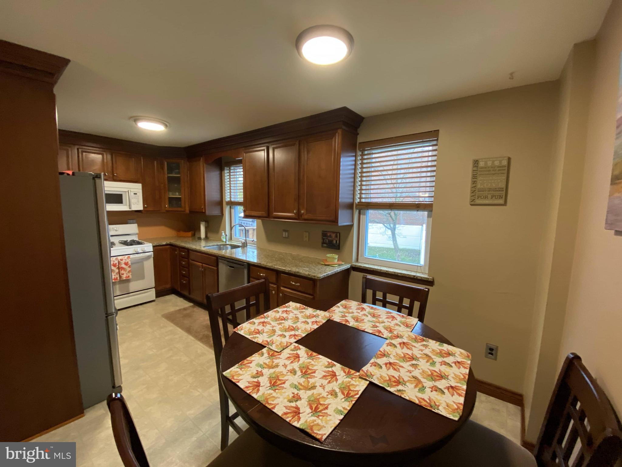 3560 Dows Road Philadelphia, PA 19154 - Photo 10 of 24 Gallery Image 10