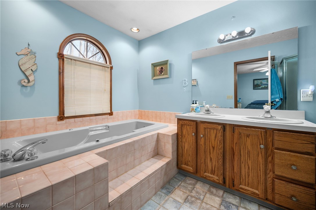 36080 Maple Drive North Ridgeville, OH 44039 - Photo 14 of 22 Gallery Image 14