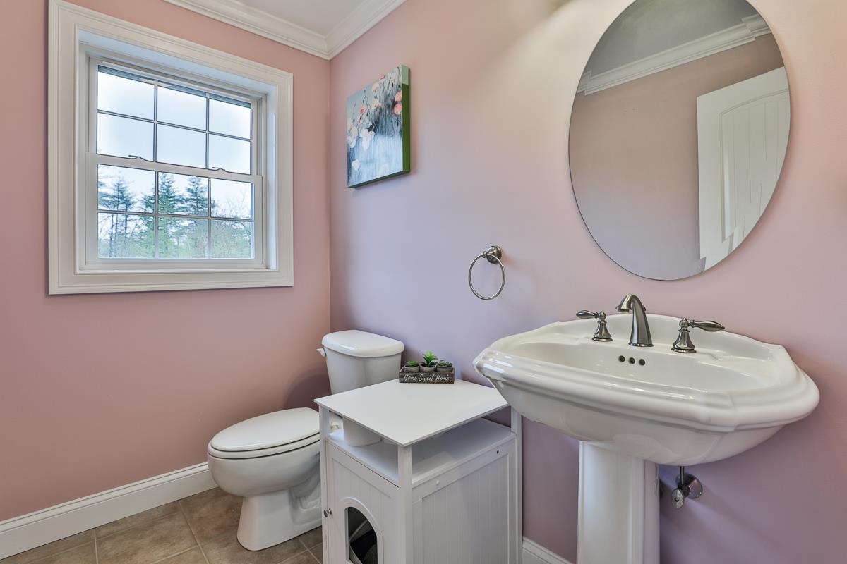 840 River Road Weare, NH 03281 - Photo 24 of 39 Gallery Image 24