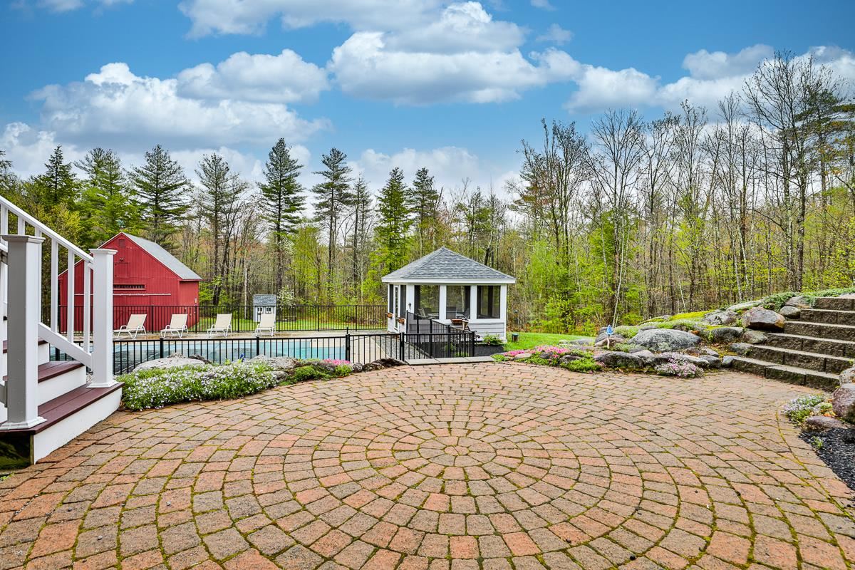 840 River Road Weare, NH 03281 - Photo 7 of 39 Gallery Image 7