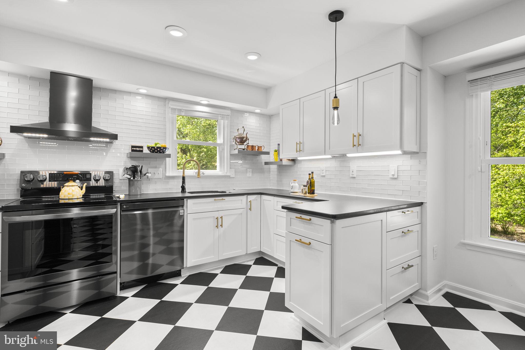 14408 Culp Court Silver Spring, MD 20905 - Photo 4 of 38