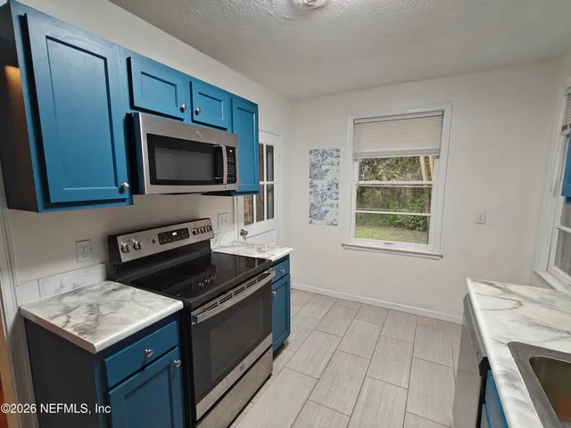 $1,850 | 1447 Lawrence Place, Jacksonville, FL 32211