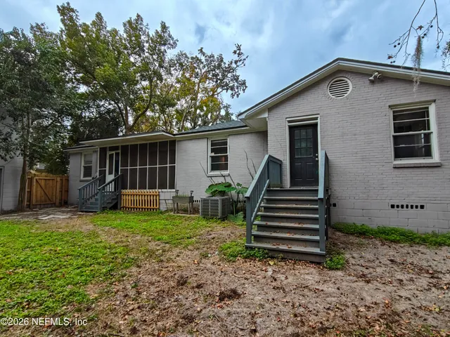 $1,850 | 1447 Lawrence Place, Jacksonville, FL 32211