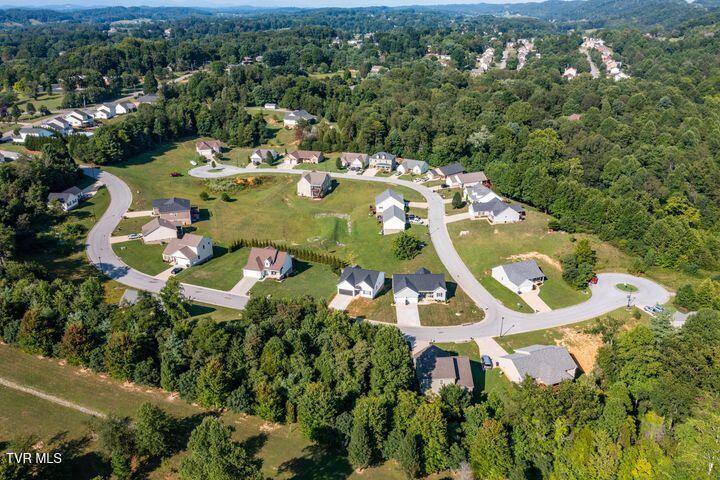 224 Brighton Place, Unit 19 Bristol, TN 37620 - Photo 5 of 14 Photo 13