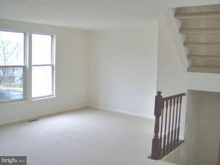 7449 Lone Star Road Lorton, VA 22079 - Photo 3 of 12 Living Room