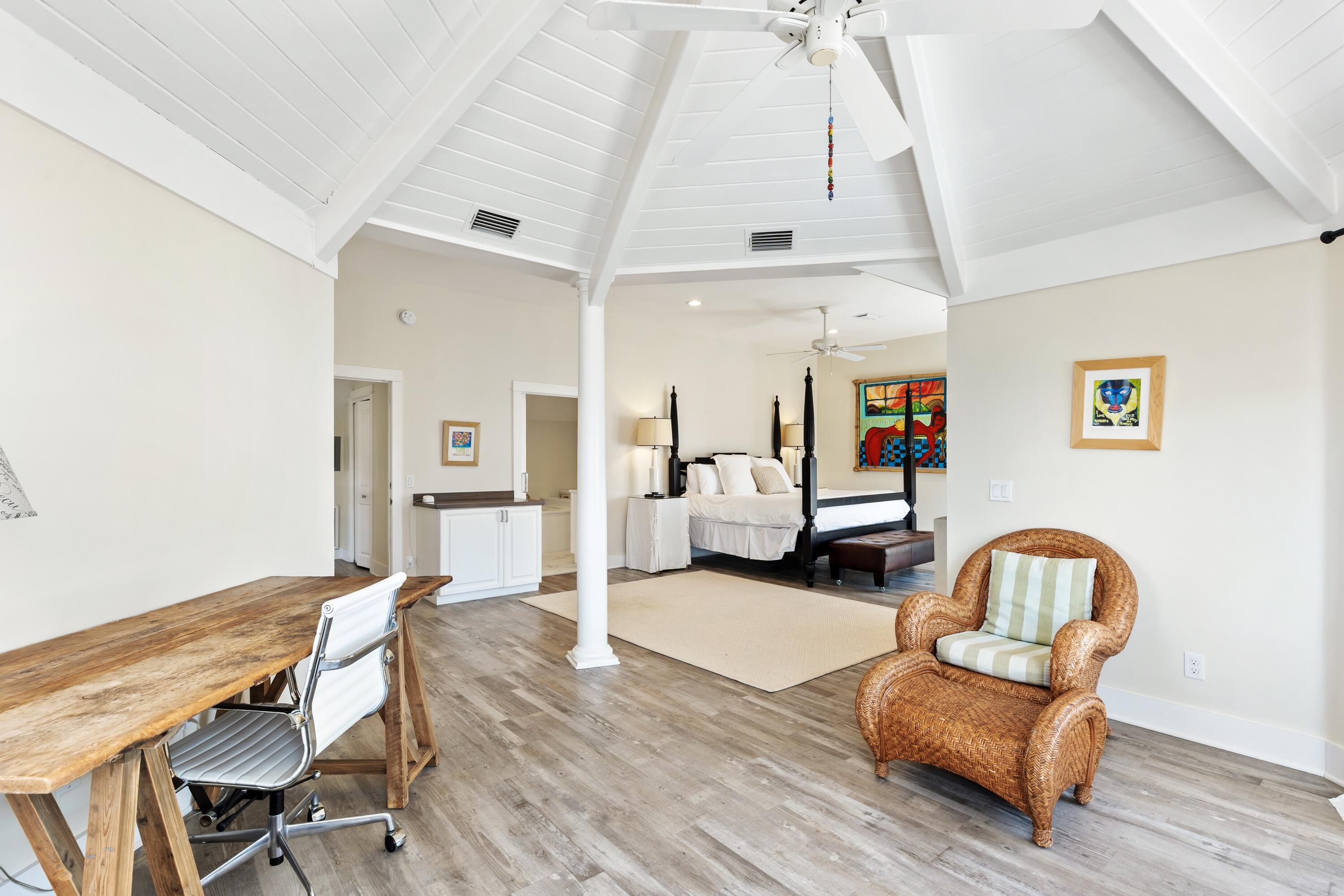 59 Gulf Breeze Drive Santa Rosa Beach, FL 32459 - Photo 22 of 62 Primary Bedroom Sitting Area